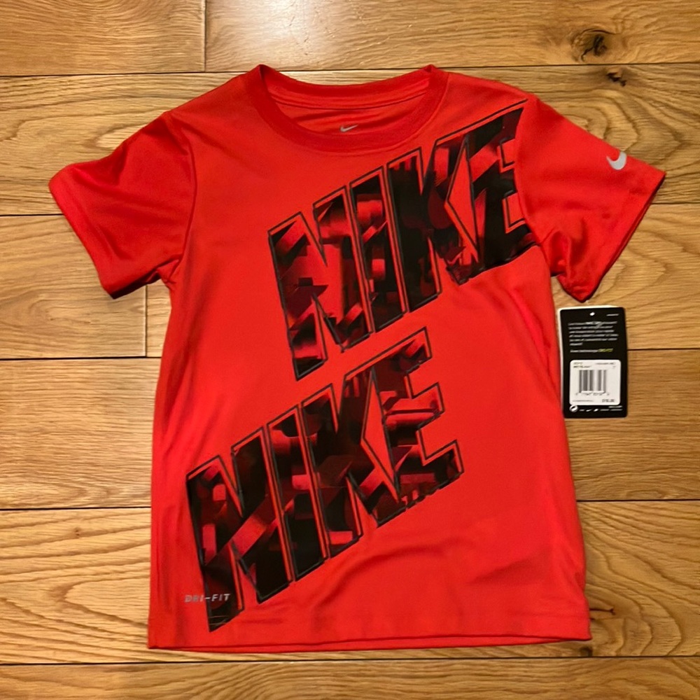 Nike boy’s dri fit shirt